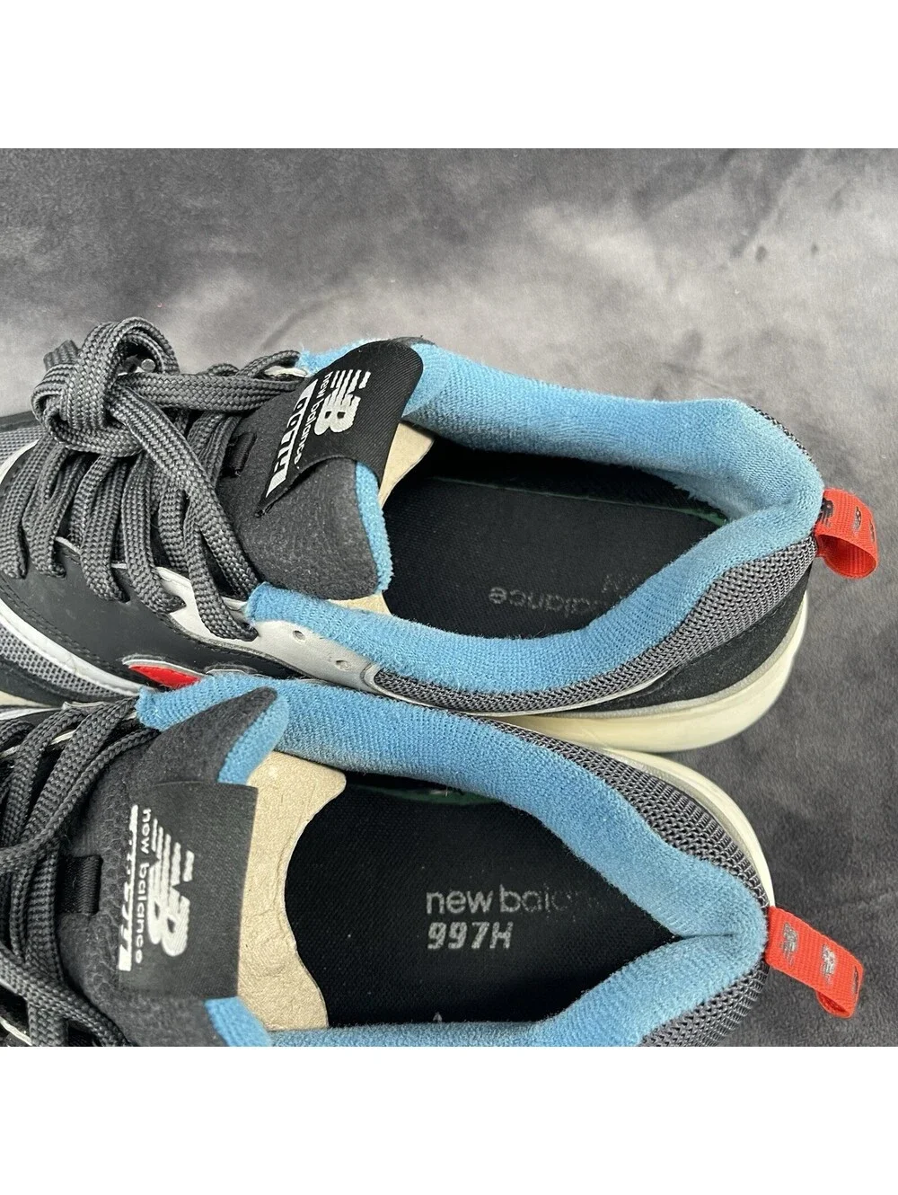New Balance 997H Men’s US 9 Gray Black Red Sneakers CM997HAI Casual Shoes